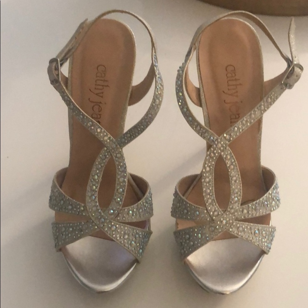 Silver Sparkle Shoes Size 7 - Cathy Jean